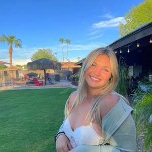 Meet your Posher, Delaney